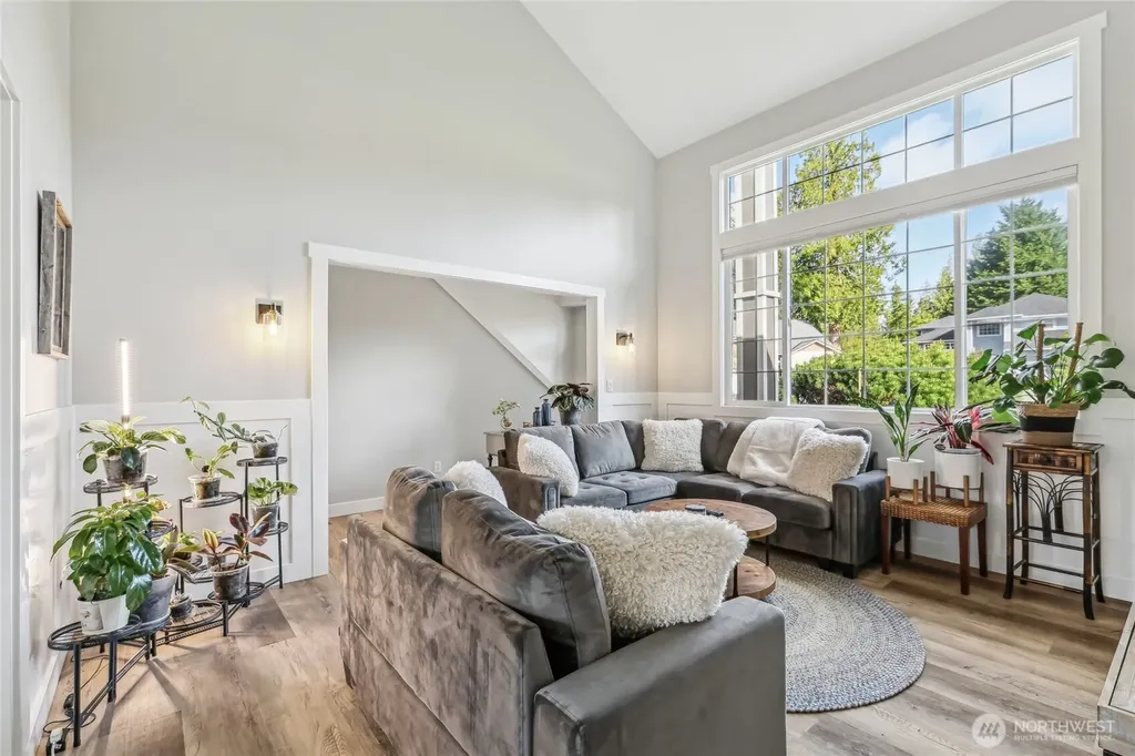 21611 SE 257th Place Maple Valley WA 98038
