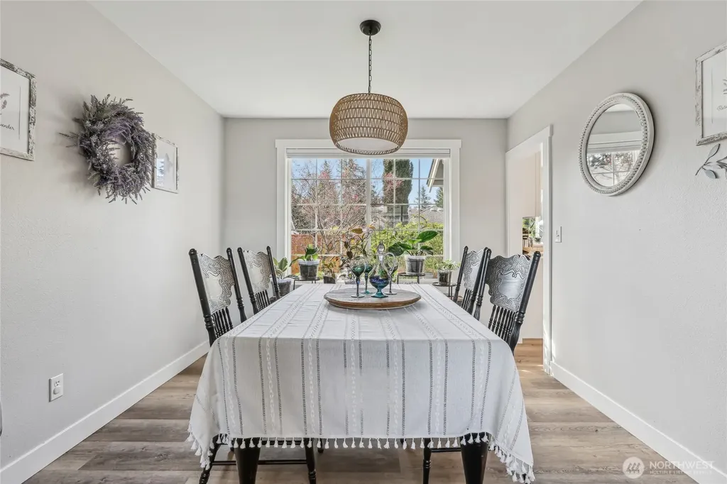 21611 SE 257th Place Maple Valley WA 98038