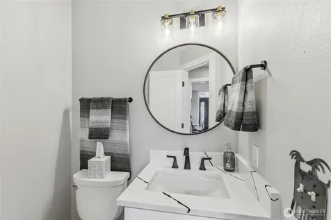 21611 SE 257th Place Maple Valley WA 98038