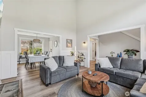 21611 SE 257th Place Maple Valley WA 98038