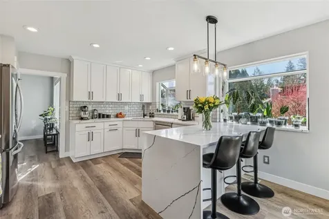 21611 SE 257th Place Maple Valley WA 98038