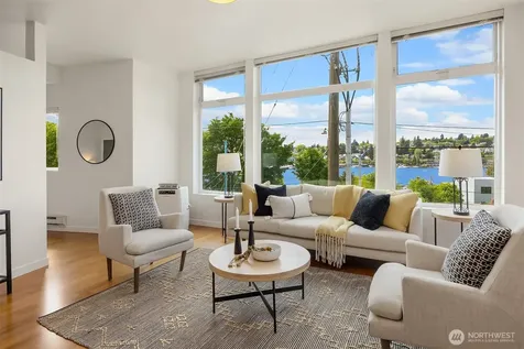 2960 Eastlake Avenue E Seattle WA 98102