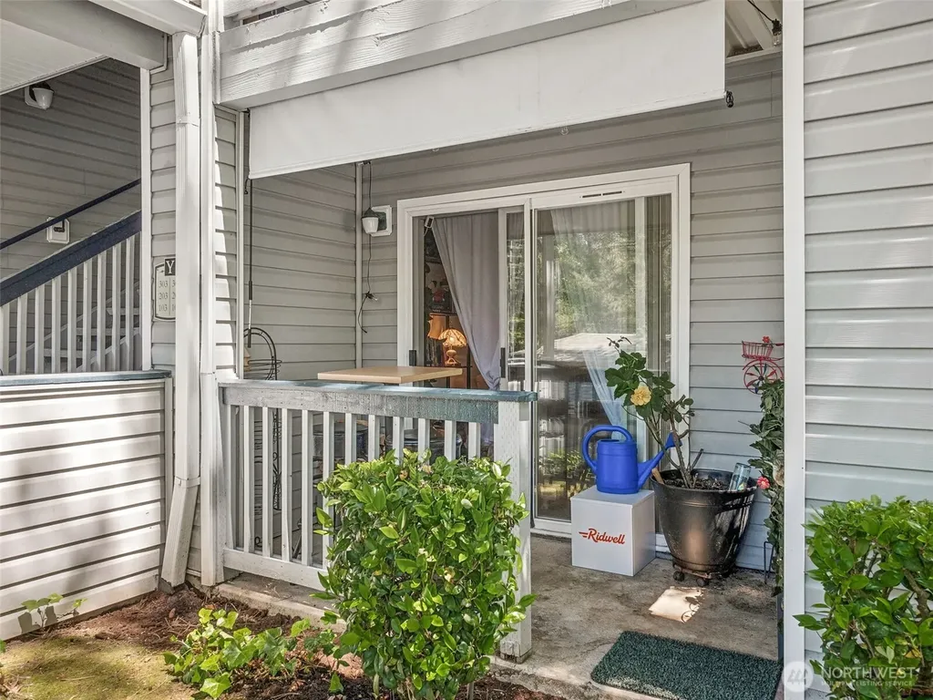 33020 10th Avenue SW Federal Way WA 98023
