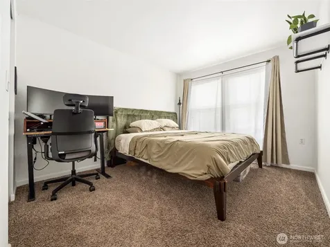 33020 10th Avenue SW Federal Way WA 98023