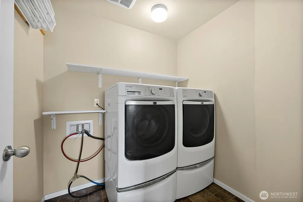 2906 293rd Street S Roy WA 98580