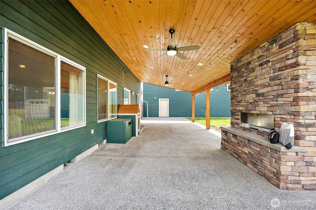 2906 293rd Street S Roy WA 98580