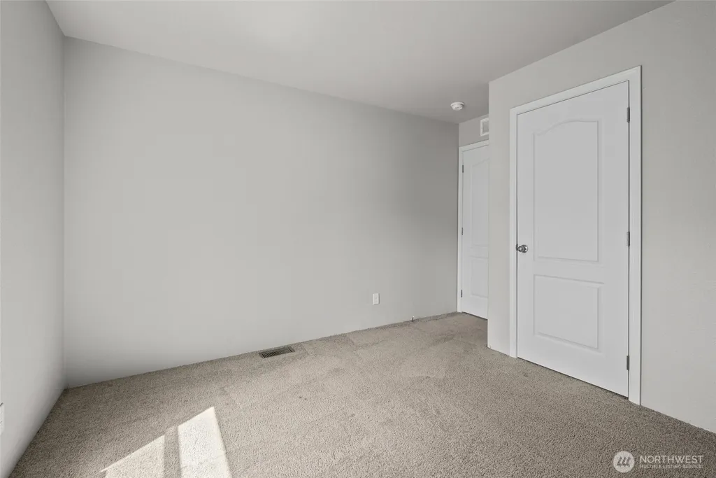 4355 Northgate Drive Oak Harbor WA 98277