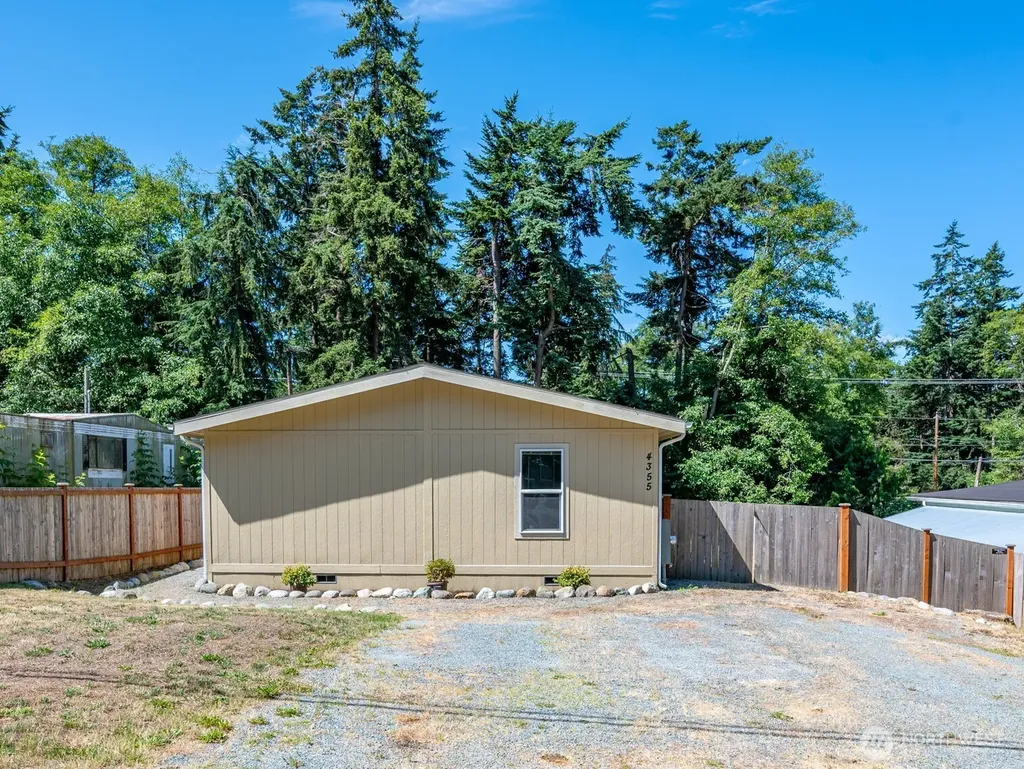 4355 Northgate Drive Oak Harbor WA 98277