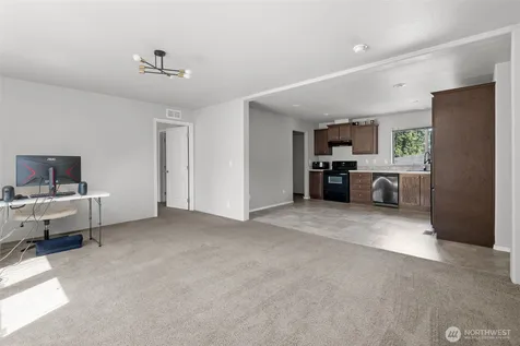 4355 Northgate Drive Oak Harbor WA 98277