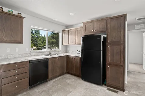 4355 Northgate Drive Oak Harbor WA 98277