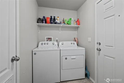 4355 Northgate Drive Oak Harbor WA 98277