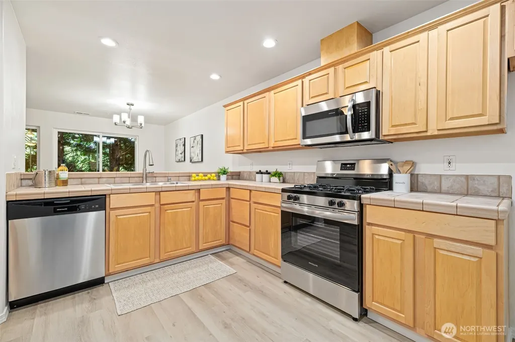 4126 214th Street SW Mountlake Terrace WA 98043
