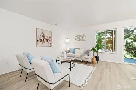 4126 214th Street SW Mountlake Terrace WA 98043