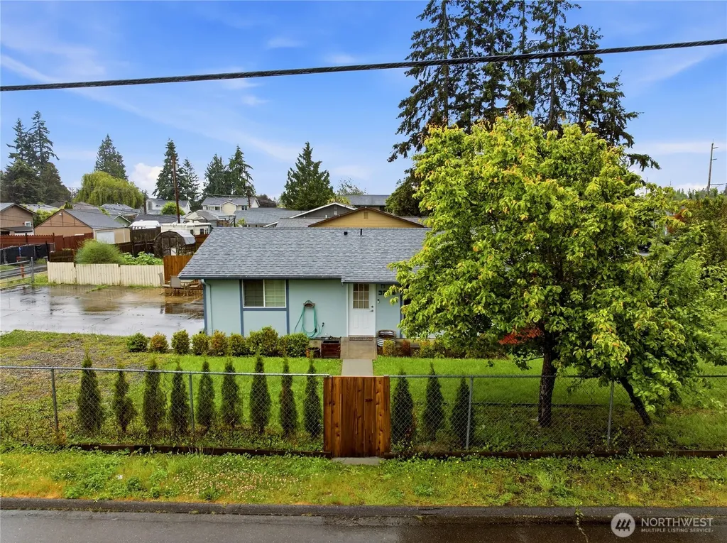 3208 21st Street Everett WA 98201