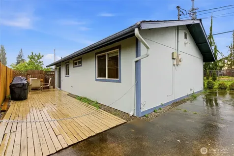 3208 21st Street Everett WA 98201