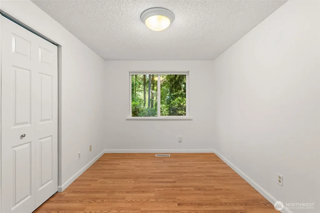 4938 Hilton Road NE Olympia WA 98516
