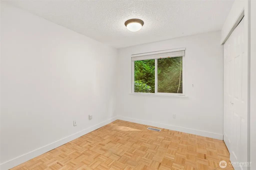 4938 Hilton Road NE Olympia WA 98516
