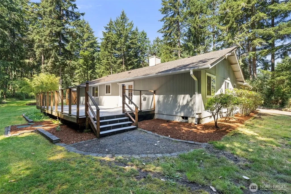 4938 Hilton Road NE Olympia WA 98516