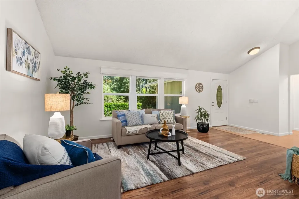 4938 Hilton Road NE Olympia WA 98516