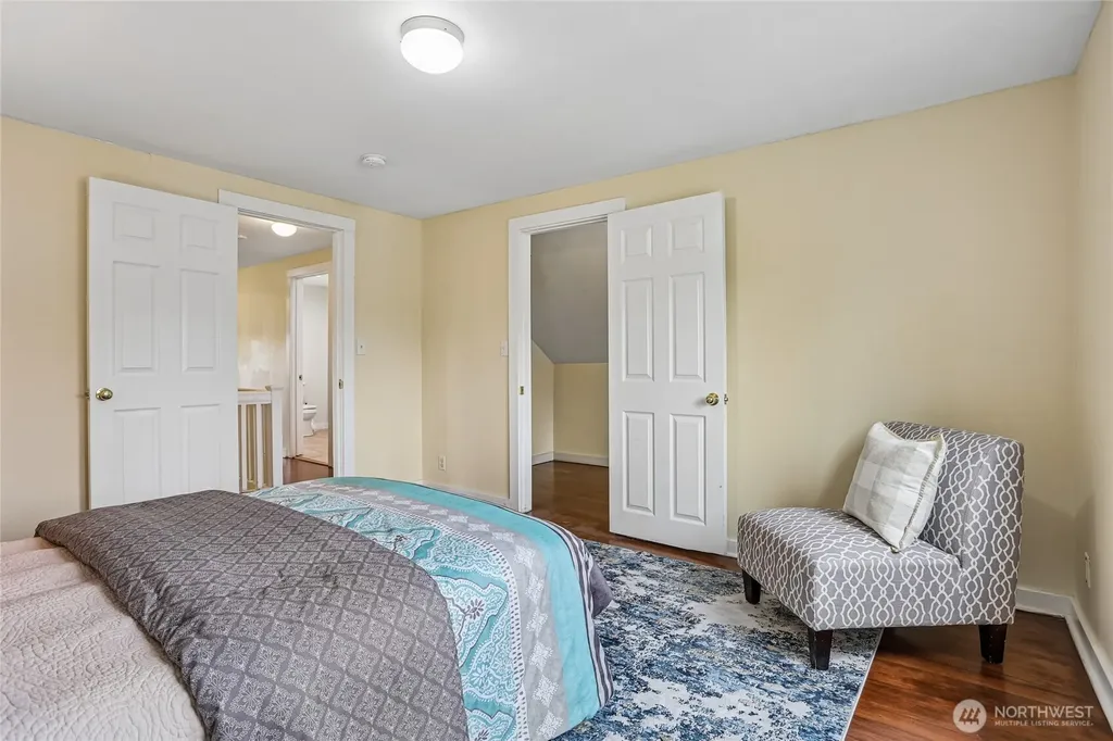 8609 55th Avenue S Seattle WA 98118
