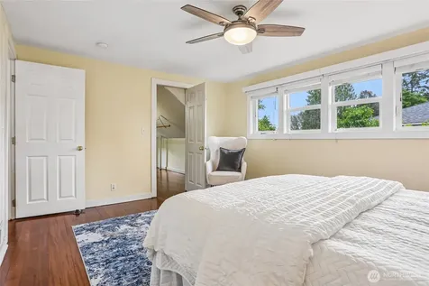 8609 55th Avenue S Seattle WA 98118
