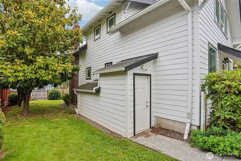 8609 55th Avenue S Seattle WA 98118