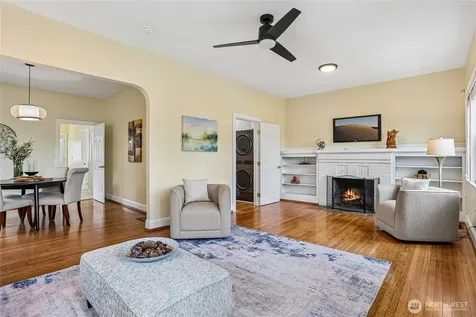 8609 55th Avenue S Seattle WA 98118