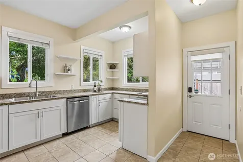 8609 55th Avenue S Seattle WA 98118
