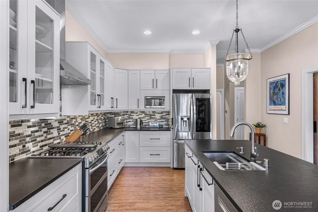 8818 Goldeneye Lane Blaine WA 98230