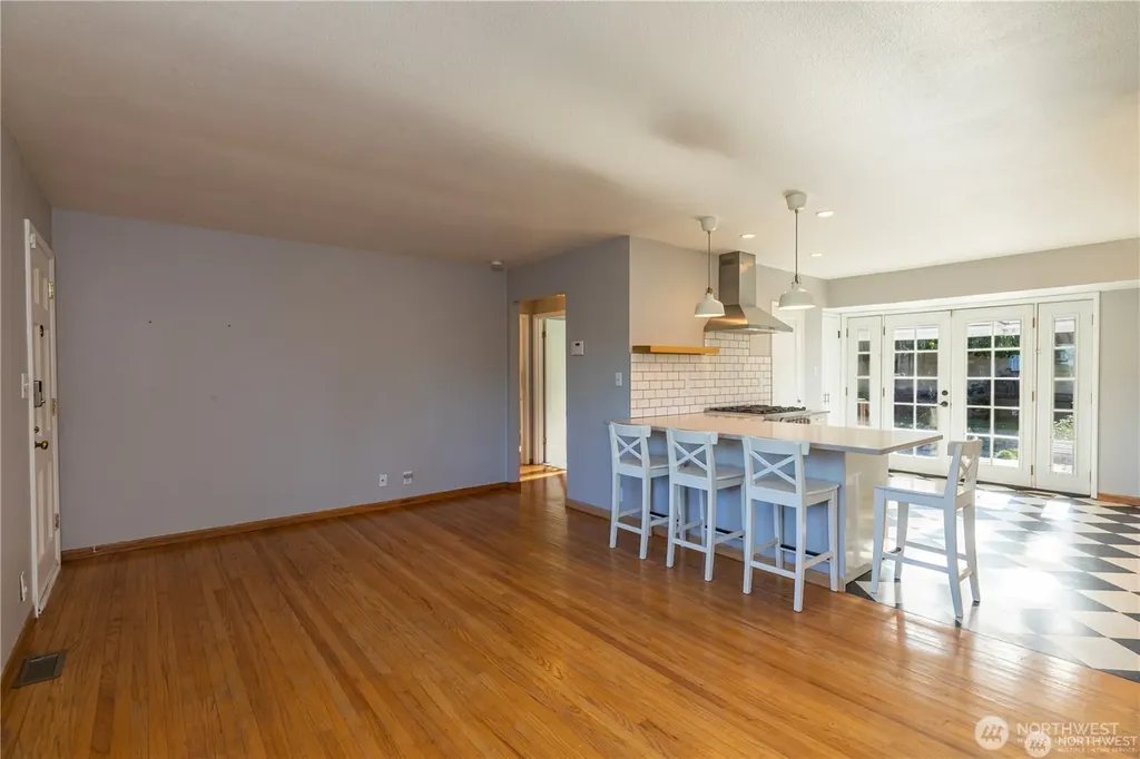 8601 36th Avenue SW Seattle WA 98126