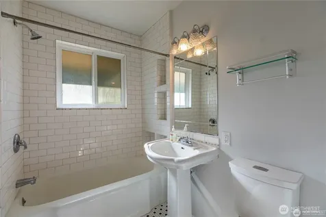 8601 36th Avenue SW Seattle WA 98126