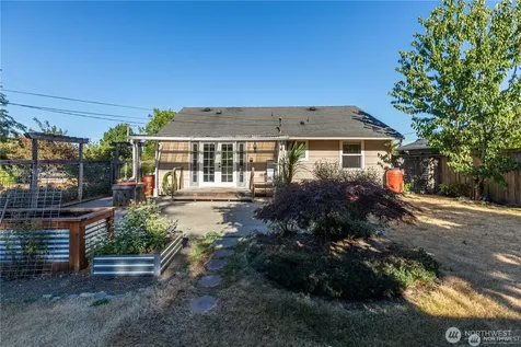 8601 36th Avenue SW Seattle WA 98126