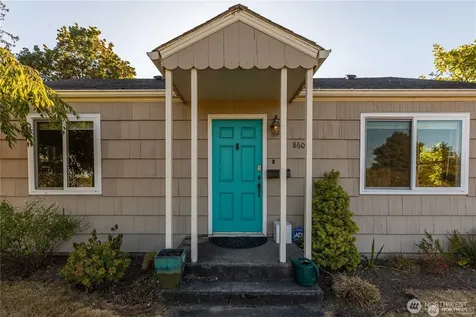8601 36th Avenue SW Seattle WA 98126