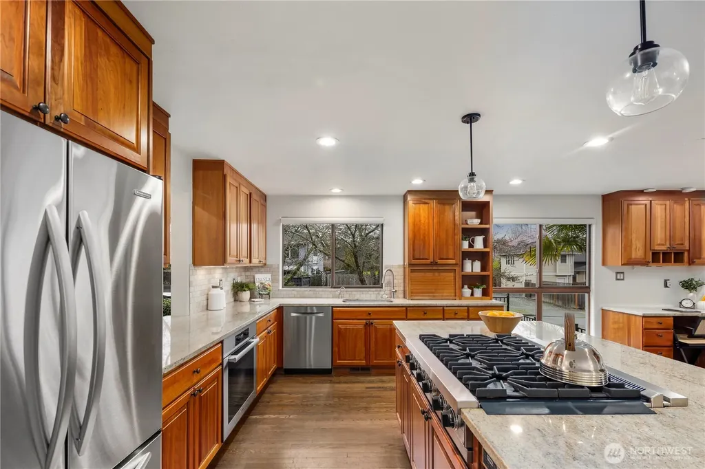 4003 E Newton Street Seattle WA 98112