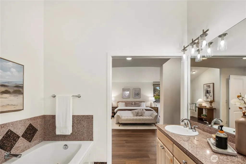 4003 E Newton Street Seattle WA 98112