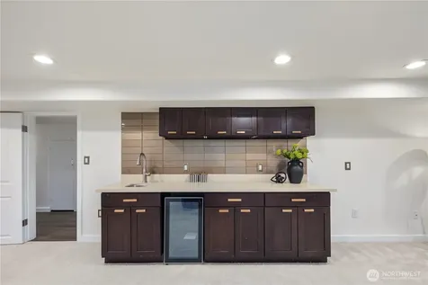 4003 E Newton Street Seattle WA 98112