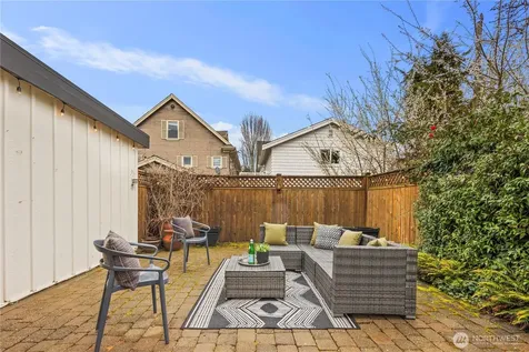 4003 E Newton Street Seattle WA 98112