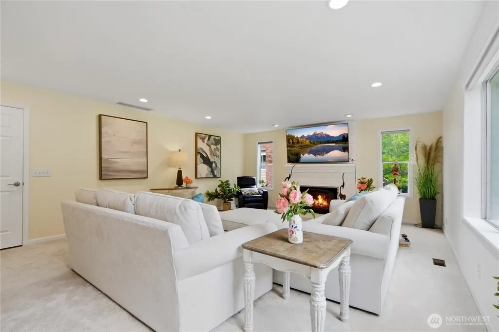 23030 NE 13th Street Sammamish WA 98074