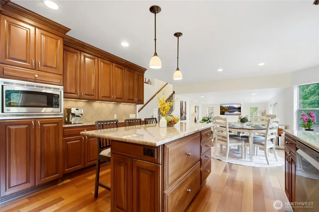 23030 NE 13th Street Sammamish WA 98074