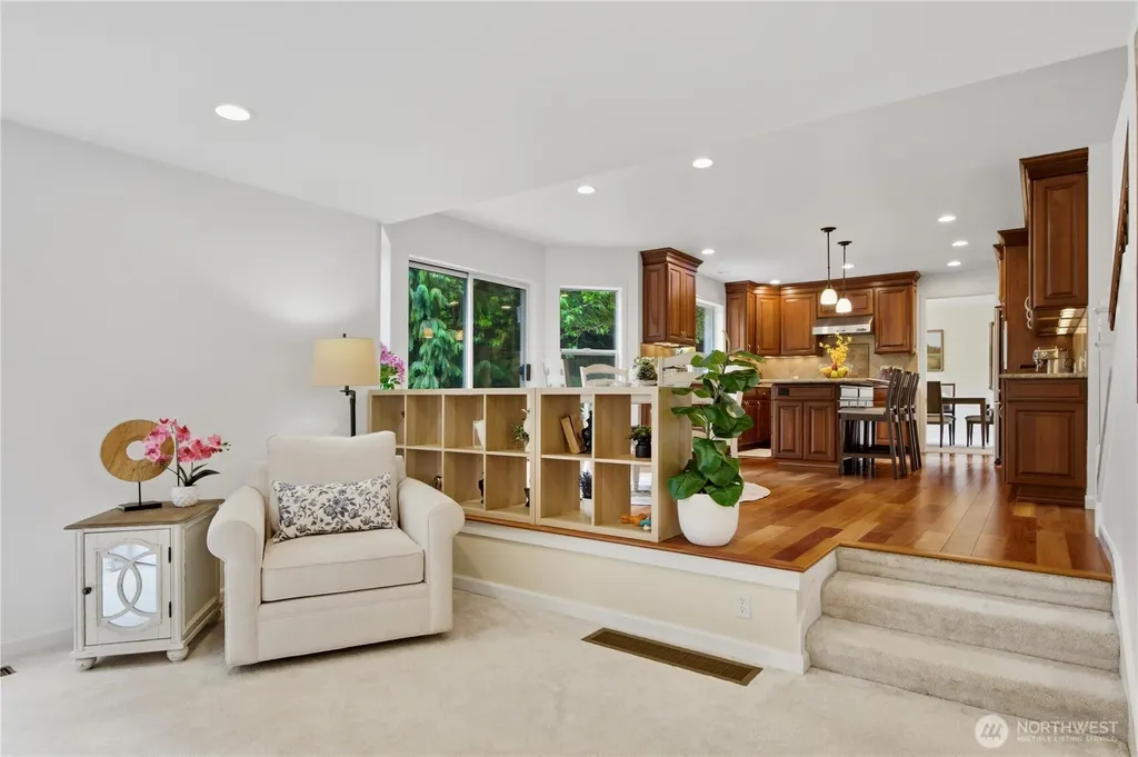 23030 NE 13th Street Sammamish WA 98074