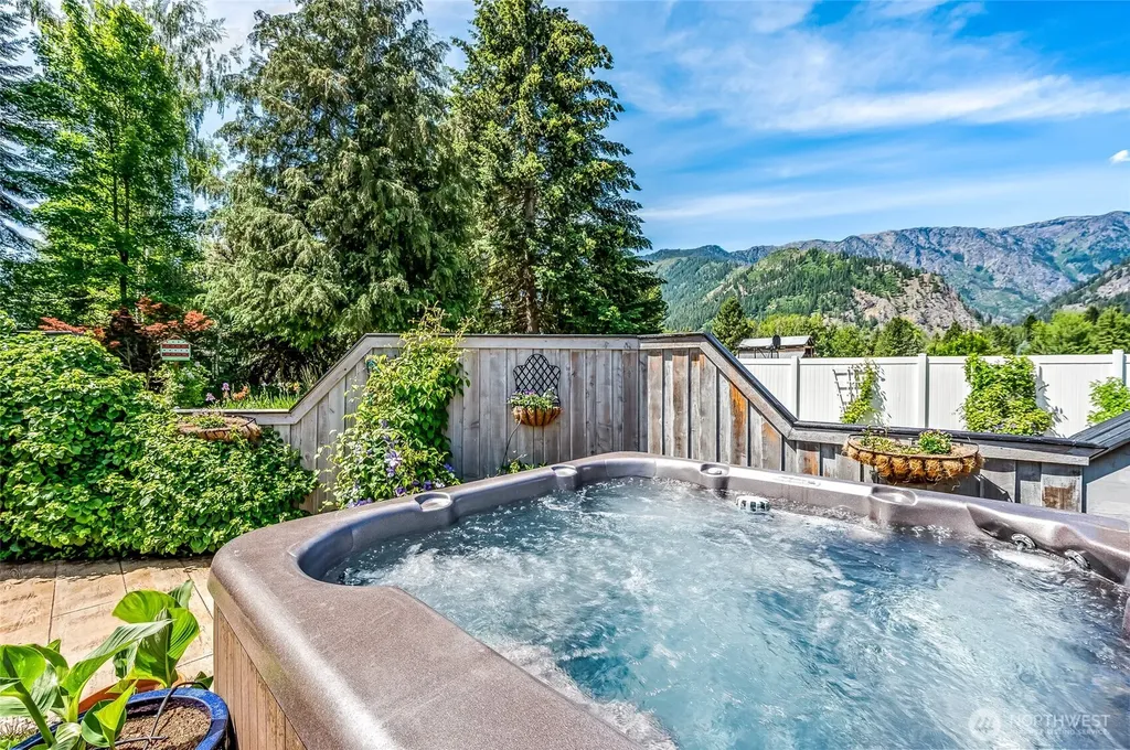 9280 E Leavenworth Road Leavenworth WA 98826