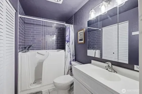 8405 55th Avenue NE Marysville WA 98270