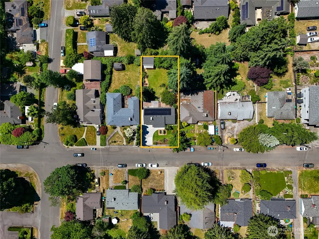 14717 22nd Avenue NE Shoreline WA 98155