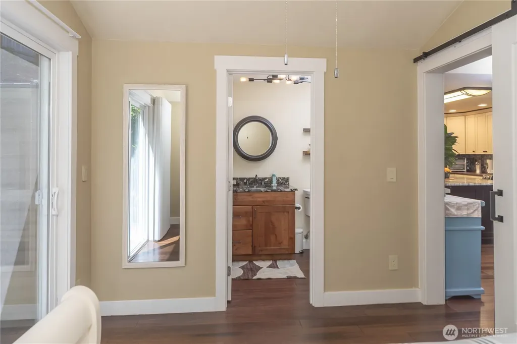 18412 11th Avenue NE Poulsbo WA 98370