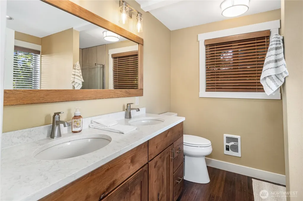 18412 11th Avenue NE Poulsbo WA 98370