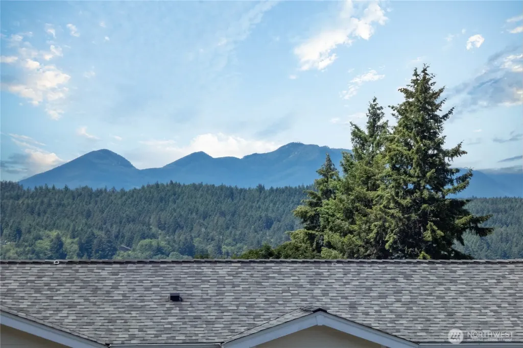 18412 11th Avenue NE Poulsbo WA 98370