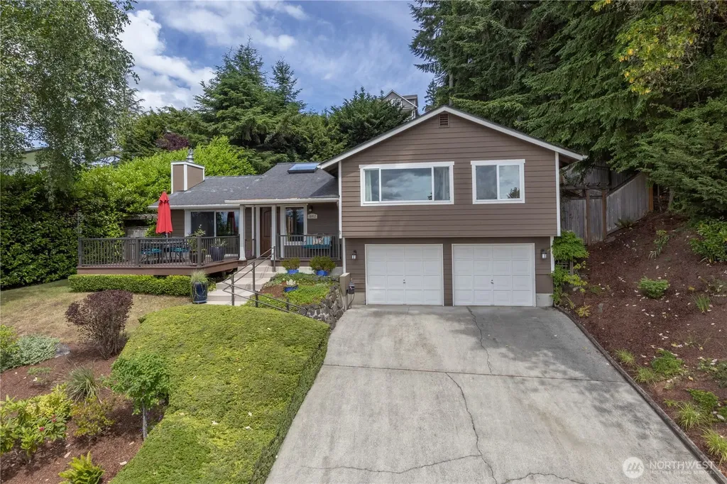 18412 11th Avenue NE Poulsbo WA 98370