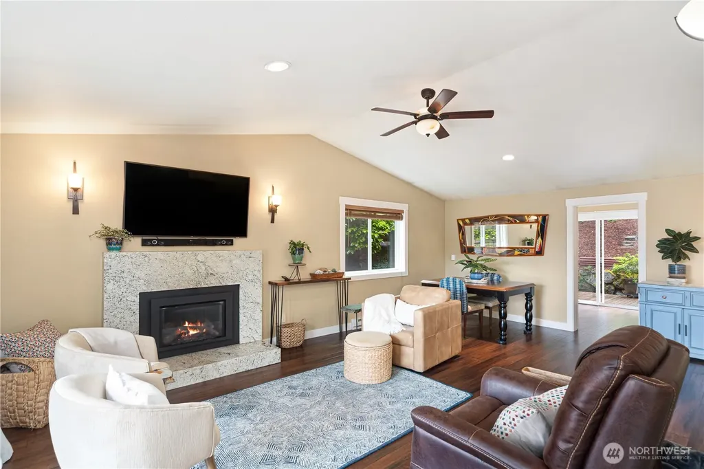18412 11th Avenue NE Poulsbo WA 98370