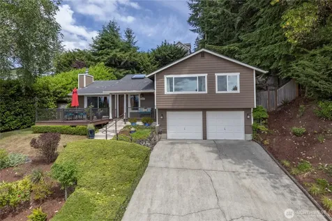 18412 11th Avenue NE Poulsbo WA 98370