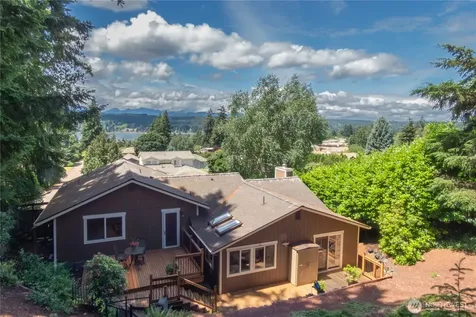18412 11th Avenue NE Poulsbo WA 98370
